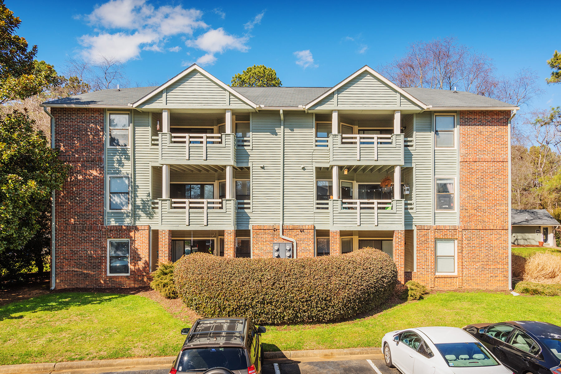 Chambers Ridge The Multifamily Advisory Group at Cushman & Wakefield